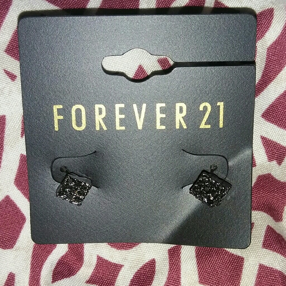 Black cube earrings